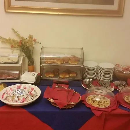 Ξενοδοχείο Octavia 3*