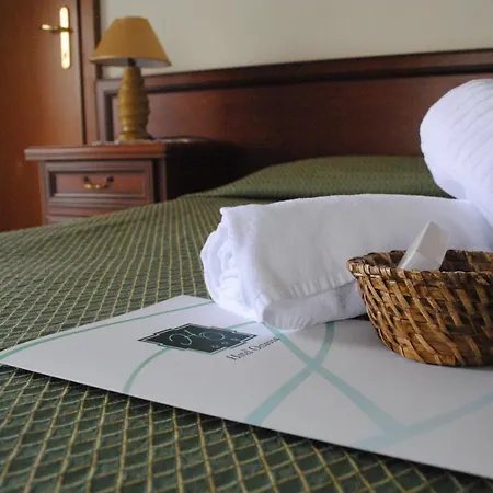 Ξενοδοχείο Octavia 3*